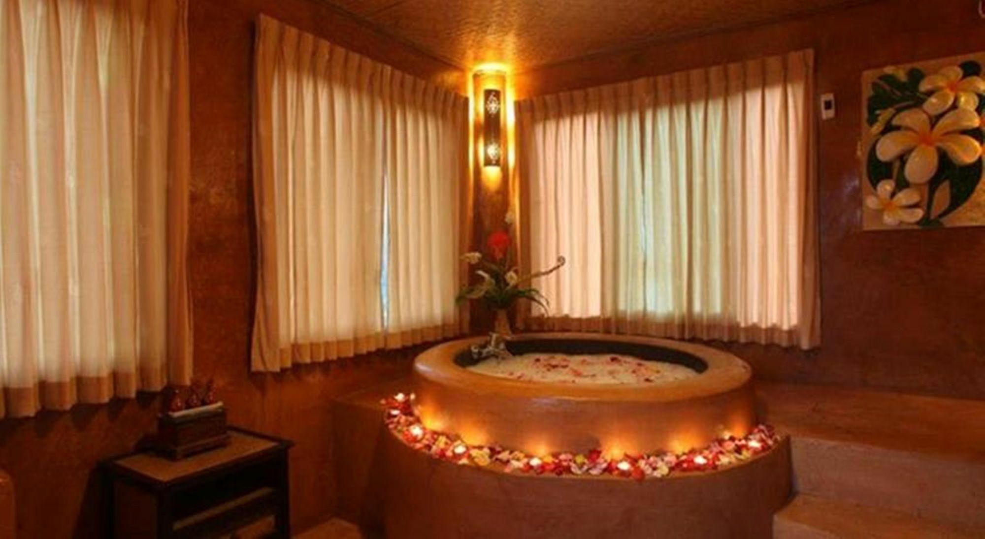 Baan Plubpla Wilai Hotel บ้านปูไข่ ภายนอก รูปภาพ